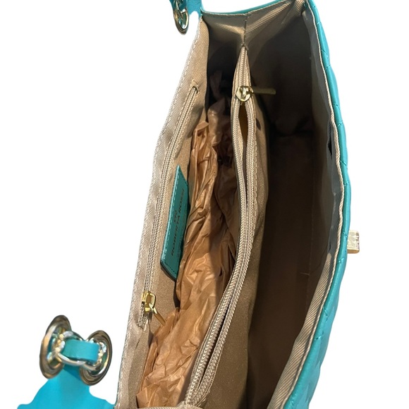 Roberta Rossi Quilted Leather Chain bag. - Picture 6 of 6